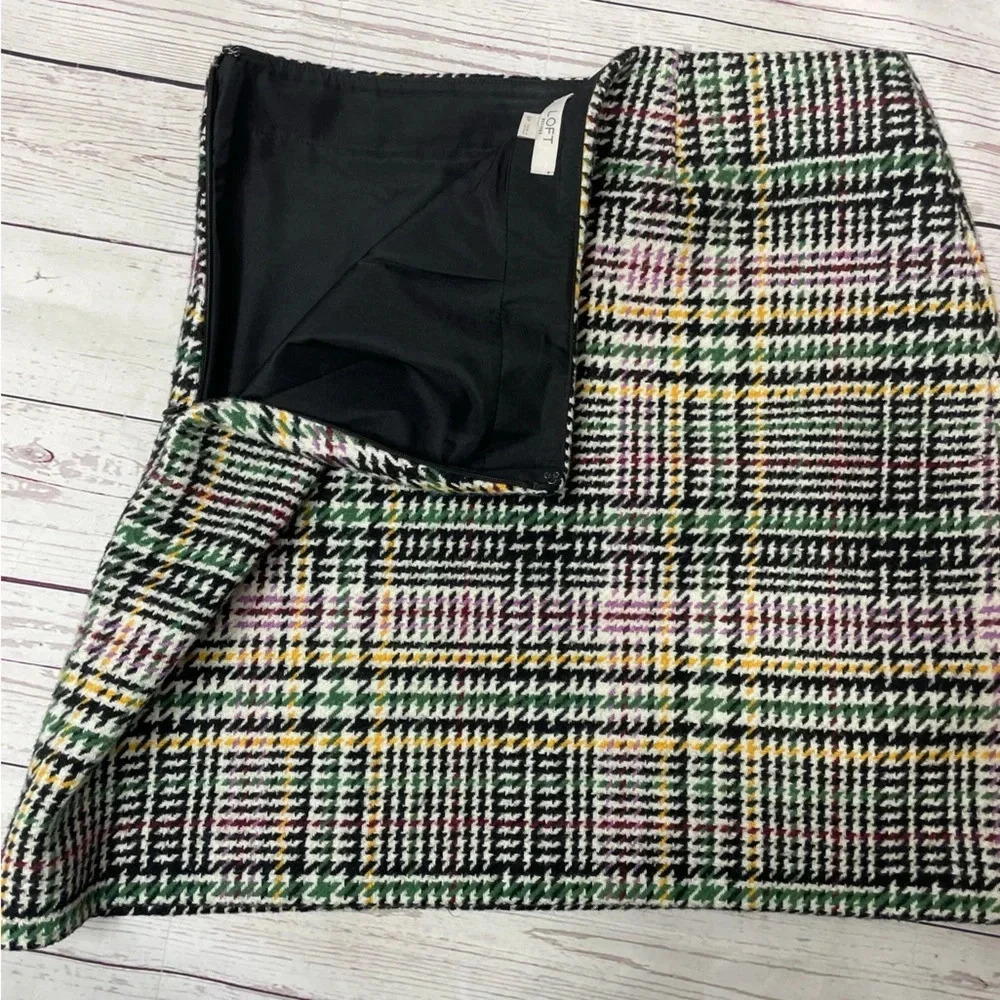 LOFT Plaid Wool Blend Mini Skirt Dark Academia Preppy Twee 8P Green Multi - Picture 6 of 8